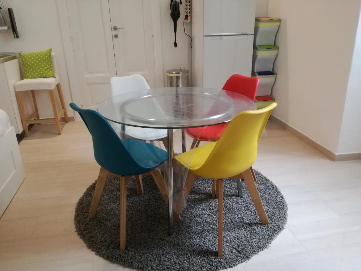 House Of Colors Apartment Бари Екстериор снимка